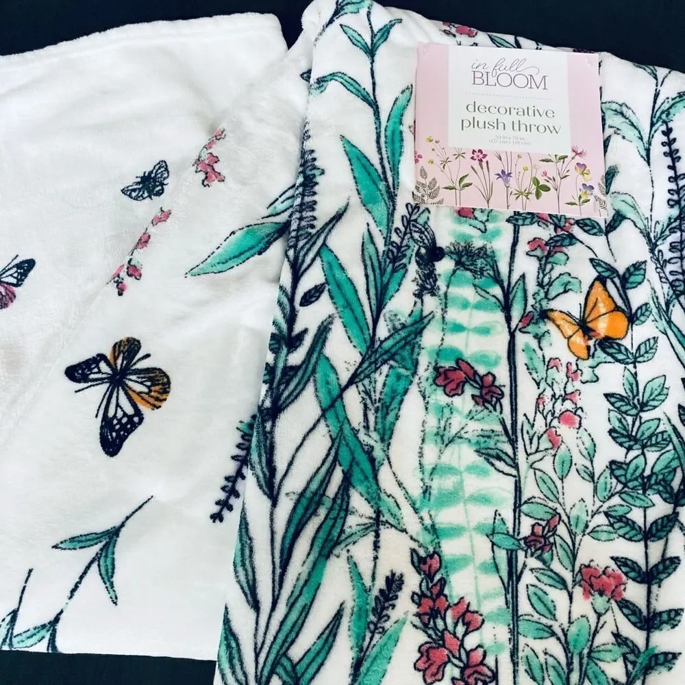 Plush Butterfly Garden Floral Throw Blanket